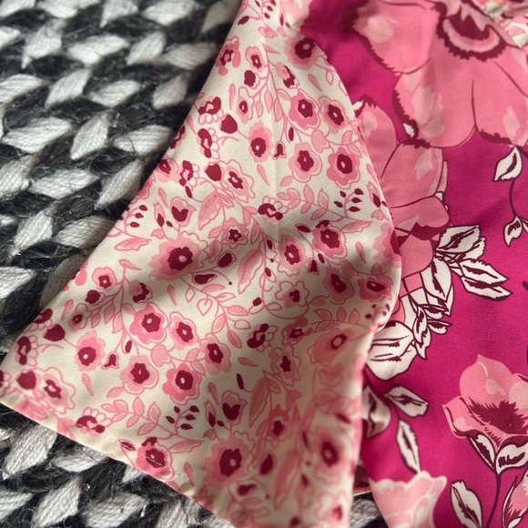 White and Pink Patterned Dress - Picture 4 of 4